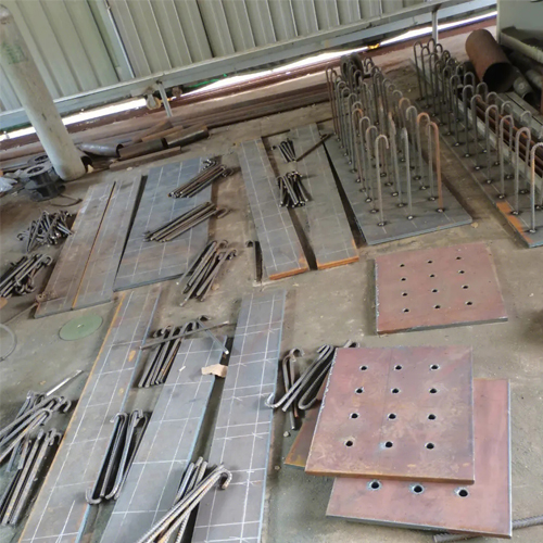 有哪些其他因素会影响荷泽预埋件位置的确定？